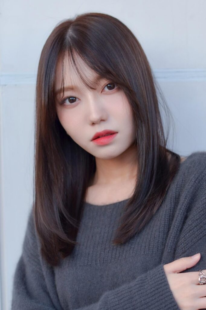 BERRY大人レイヤー美髪シンプルストレートナチュラルくびれ