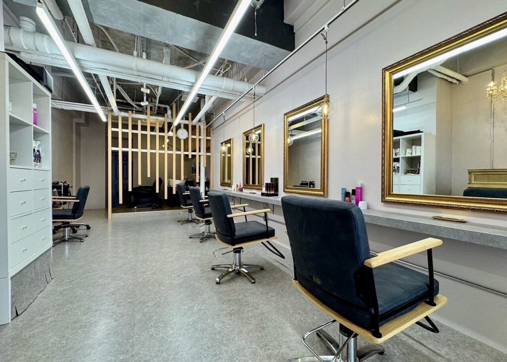 hairs BERRY 平尾店